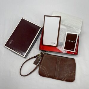 Vintage Y2K Coach Wristlet Zip Purse Pebbled Leather w Box Mocha Brown Archival